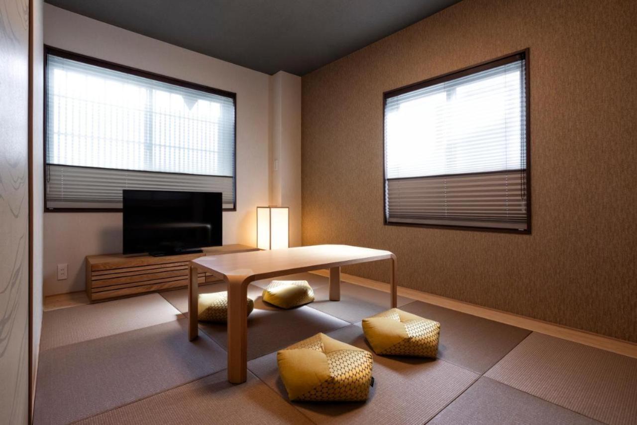 Madoka Station West Hotel