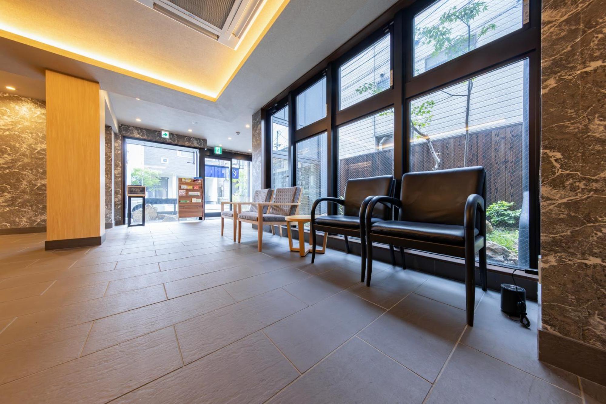 Madoka Station West 3* 京都